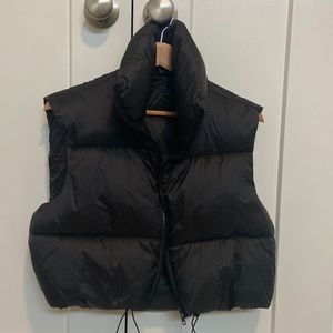Cropped Puffer Vest